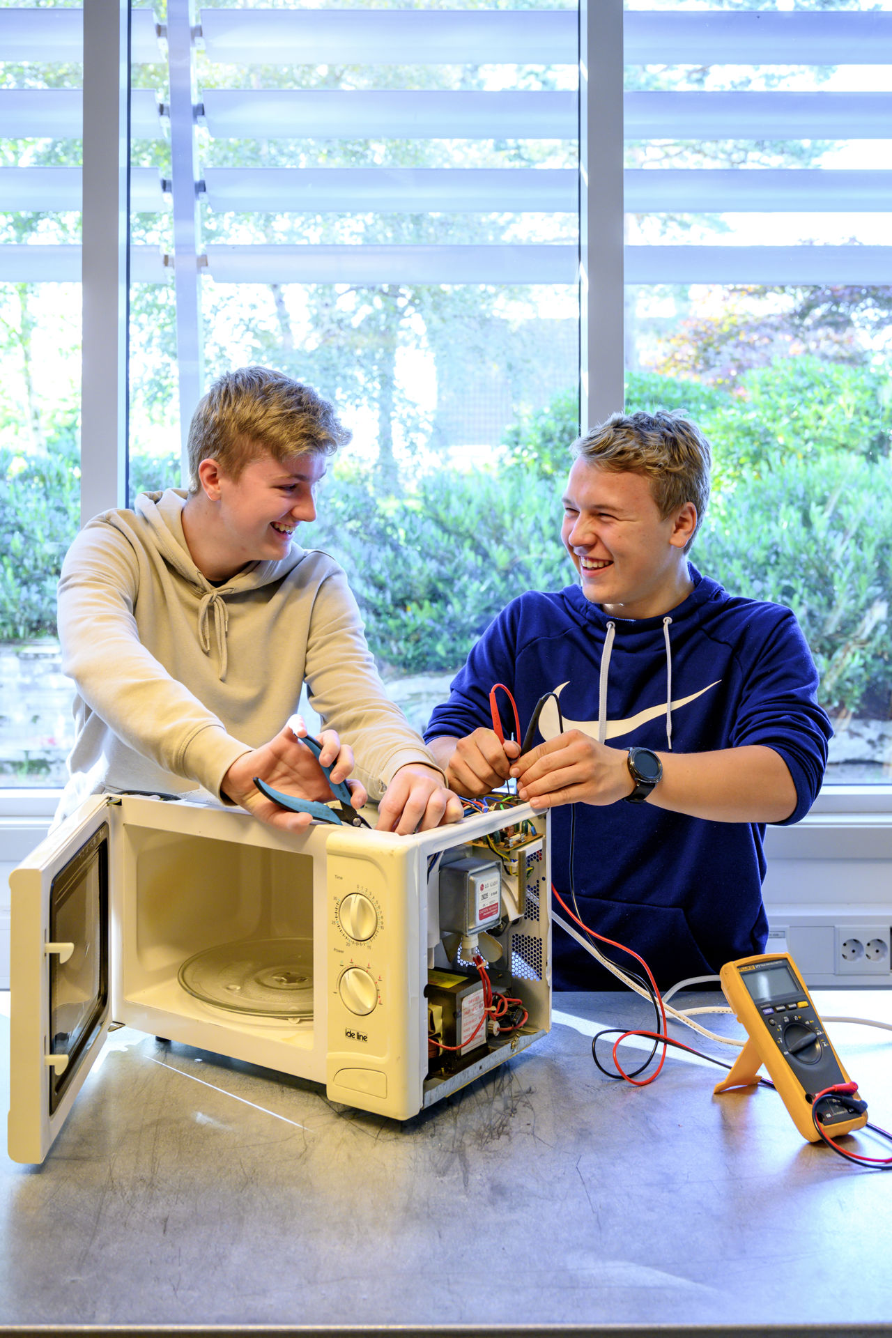 Elevar på elektrofag